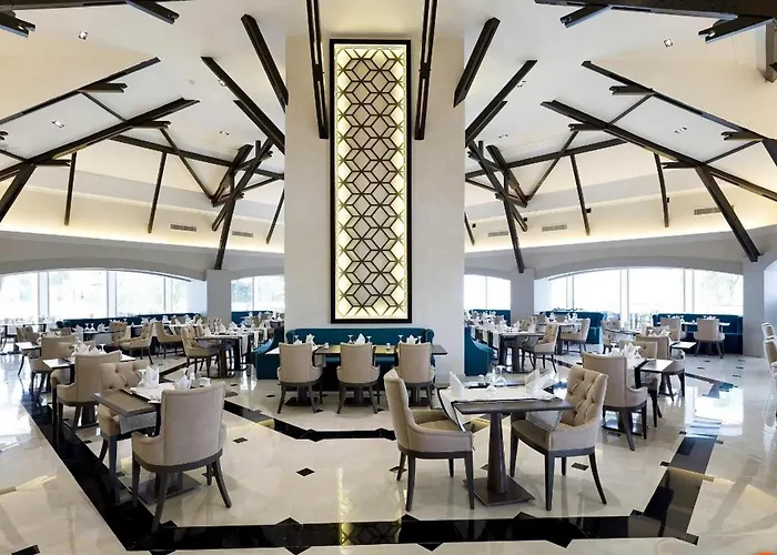 Resort Long Club Nature 5*