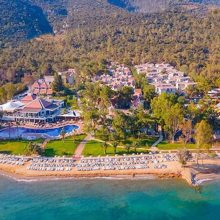 Long Club Nature Resort 5*