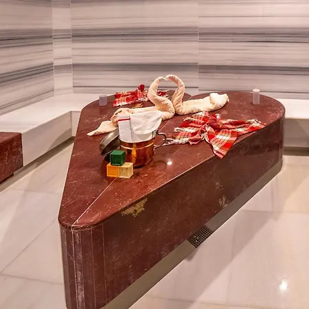 Semesteranläggning (resort) Long Club Nature 5*