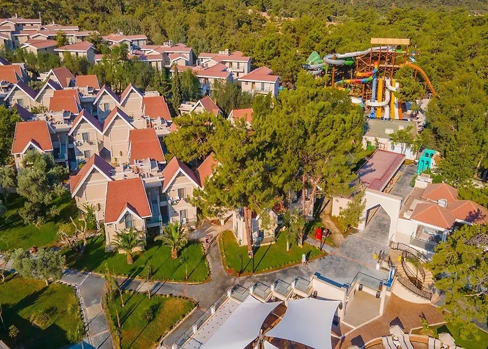 Long Club Nature Üdülőközpont 5*