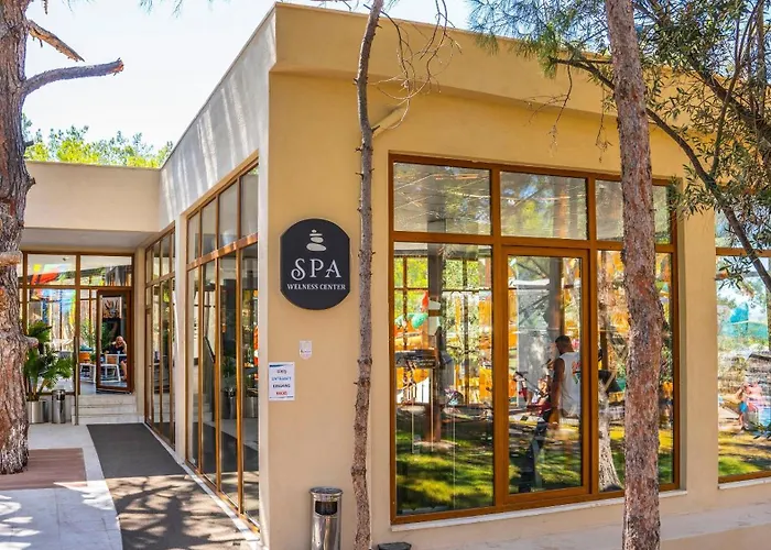 Resort Long Club Nature Akbük