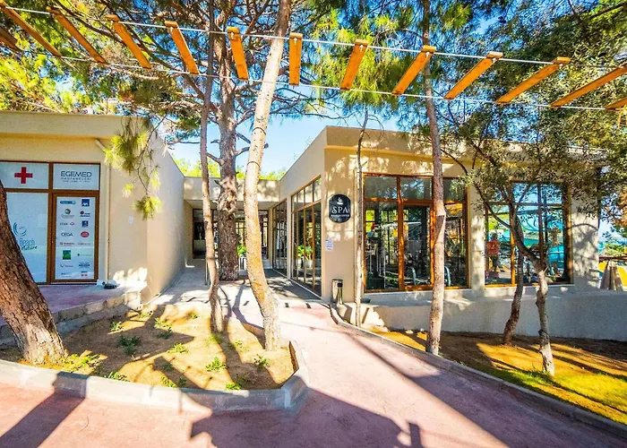 Resort Long Club Nature 5*